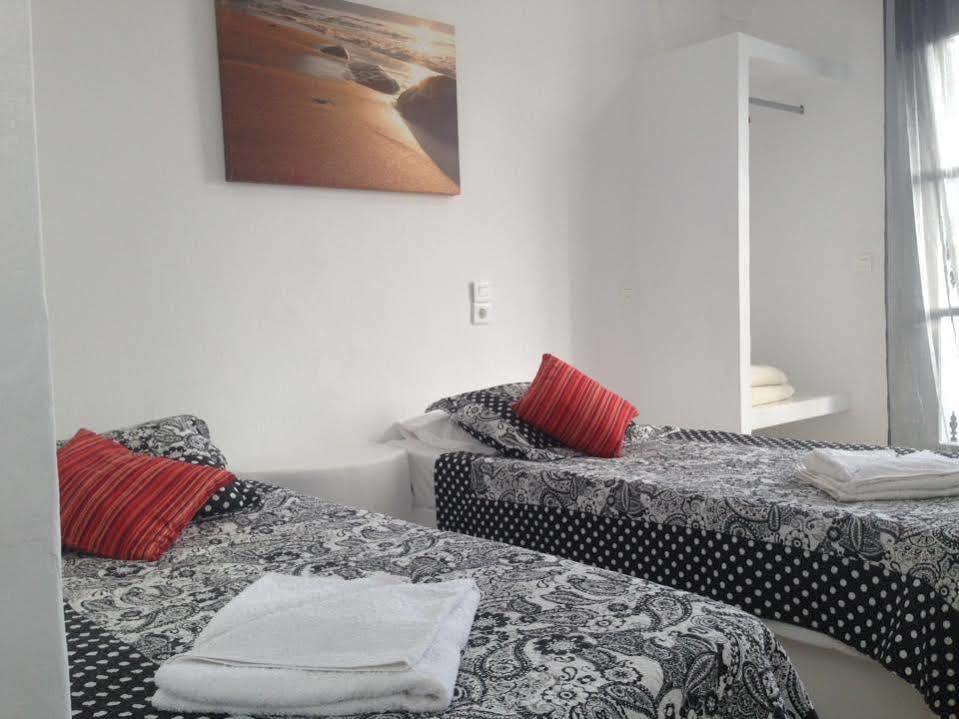 Join Us Low Cost Rooms Kamári Eksteriør bilde