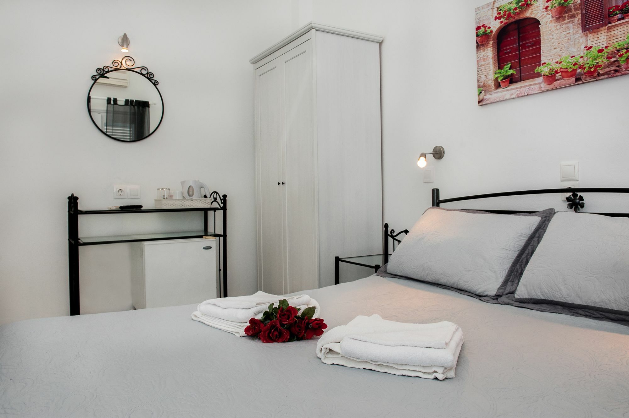 Join Us Low Cost Rooms Kamári Eksteriør bilde