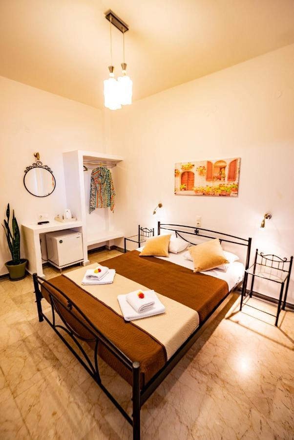 Join Us Low Cost Rooms Kamári Eksteriør bilde